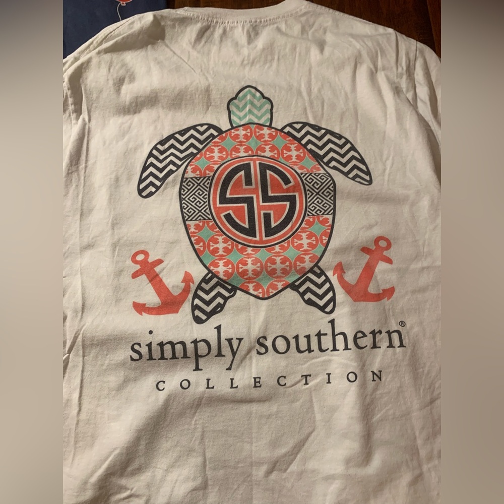 T-Shirt bundle - Picture 3 of 15